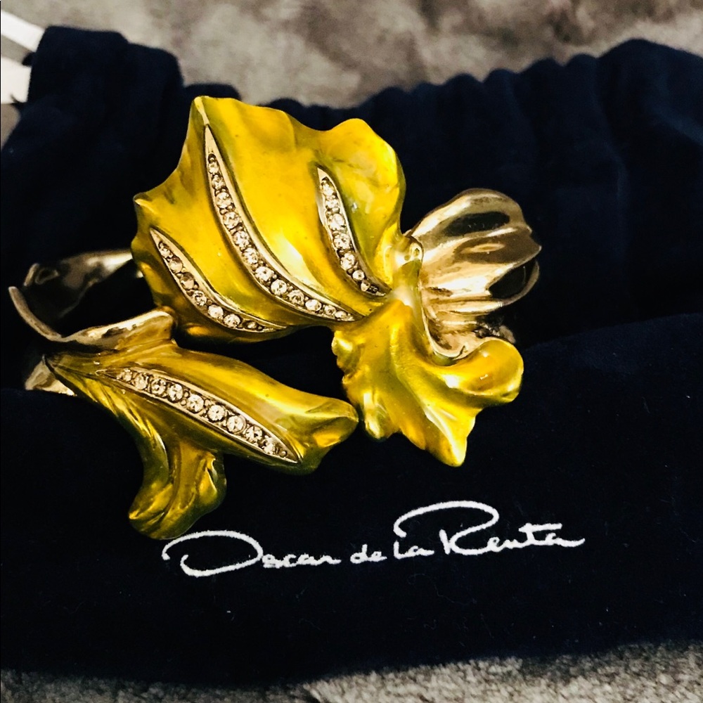 Oscar de la Renta gold plated bracelet